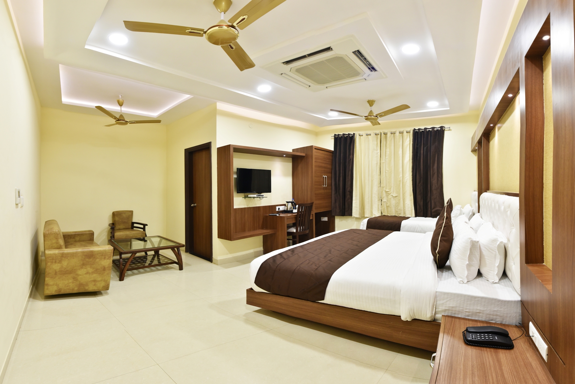 Hotel Amritsar International – Hotel Amritsar International